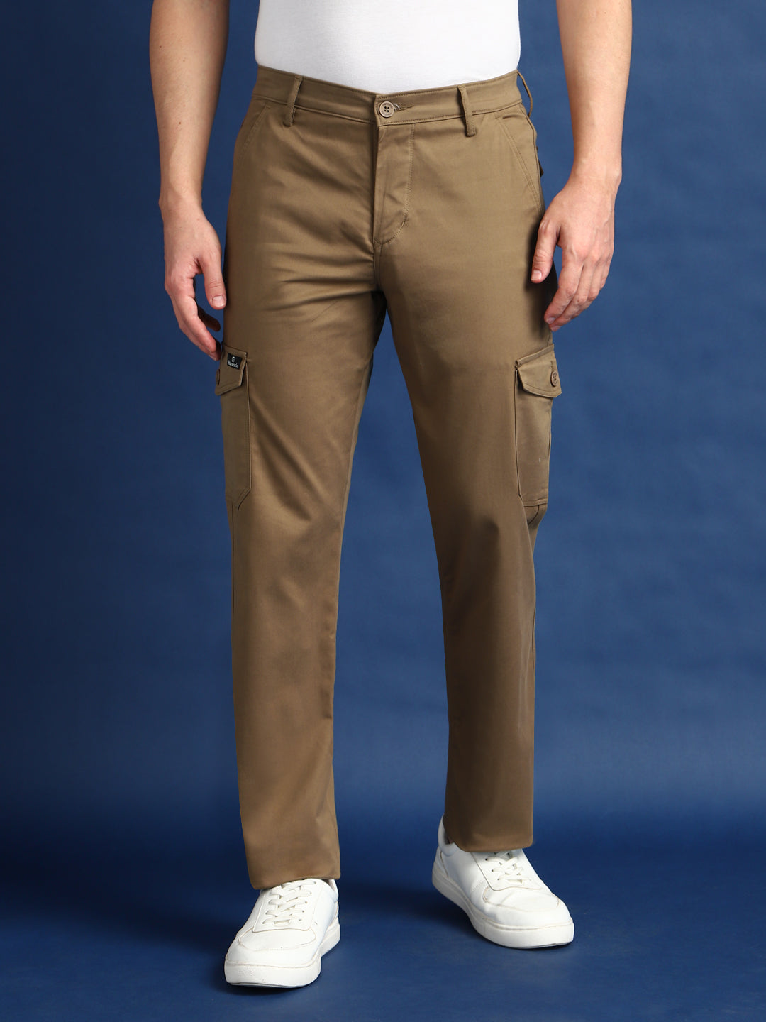 Men Khaki Solid Cotton Stretchable Straight Fit Cargo Pant