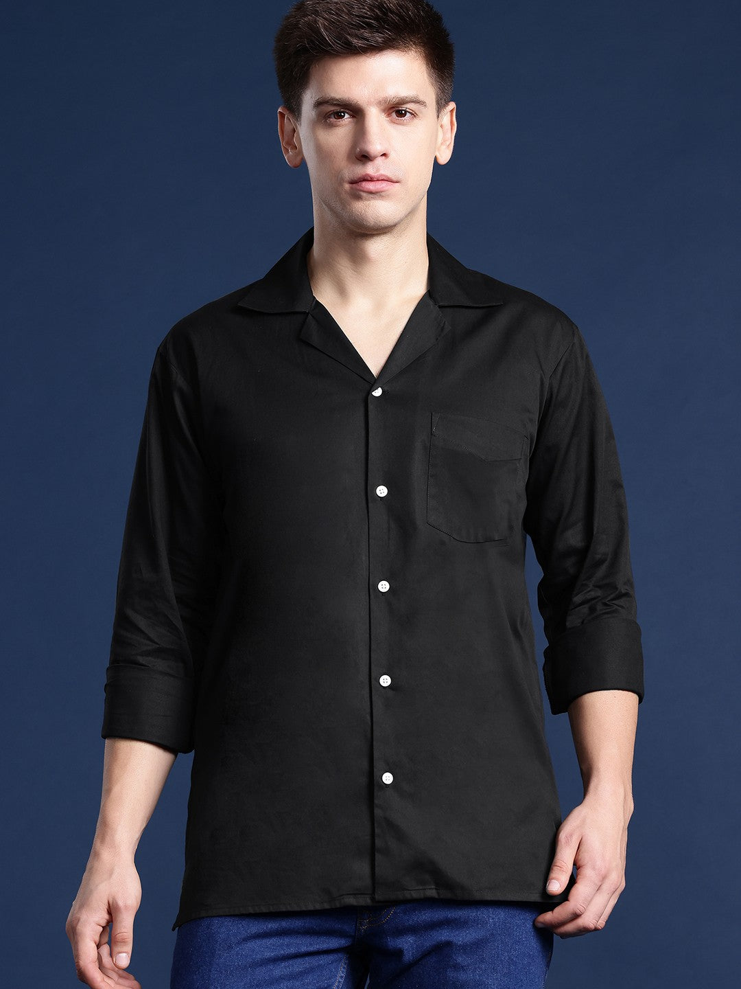 Men Black Solid Pure Cotton Relaxed Fit Casual Shirt