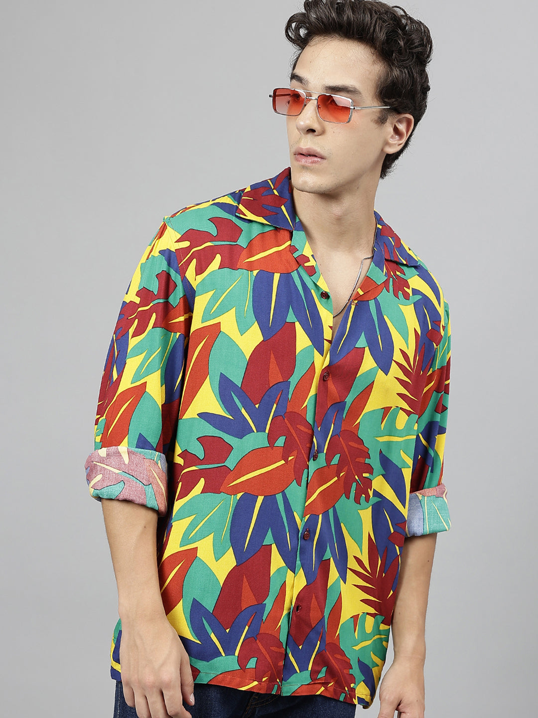 green dress for fall Green Red Floral Short Sleeve Shirt – MONDO Menswear main image 1