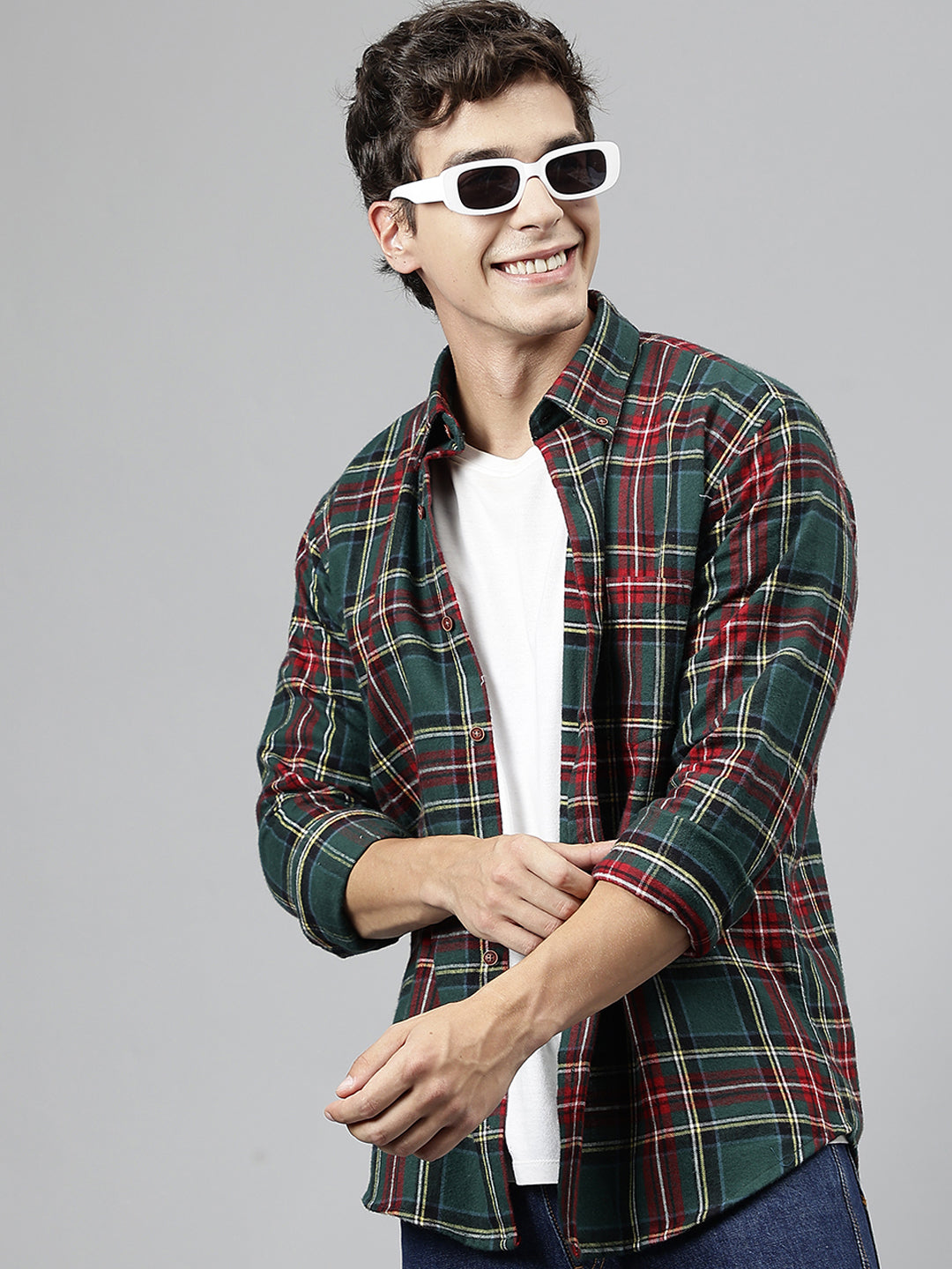 Hancock Men Green & Red Pure Cotton Tartan Flannel Checked Button Down Collar Slim Fit Casual Shirt Hancock Men Green & Red Pure Cotton Tartan Flannel Checked Button Down Collar Slim Fit Casual Shirt