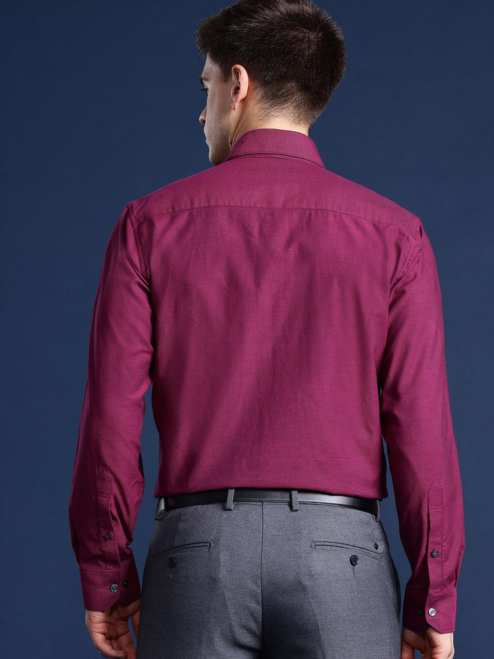 Men Magenta Solid Pure Cotton Slim Fit Formal Shirt