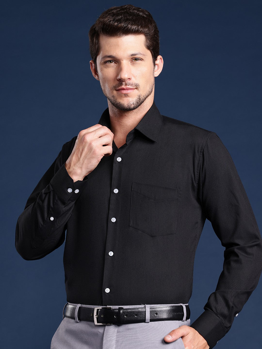 Men Black Solid Viscose Rayon Slim Fit Formal Shirt