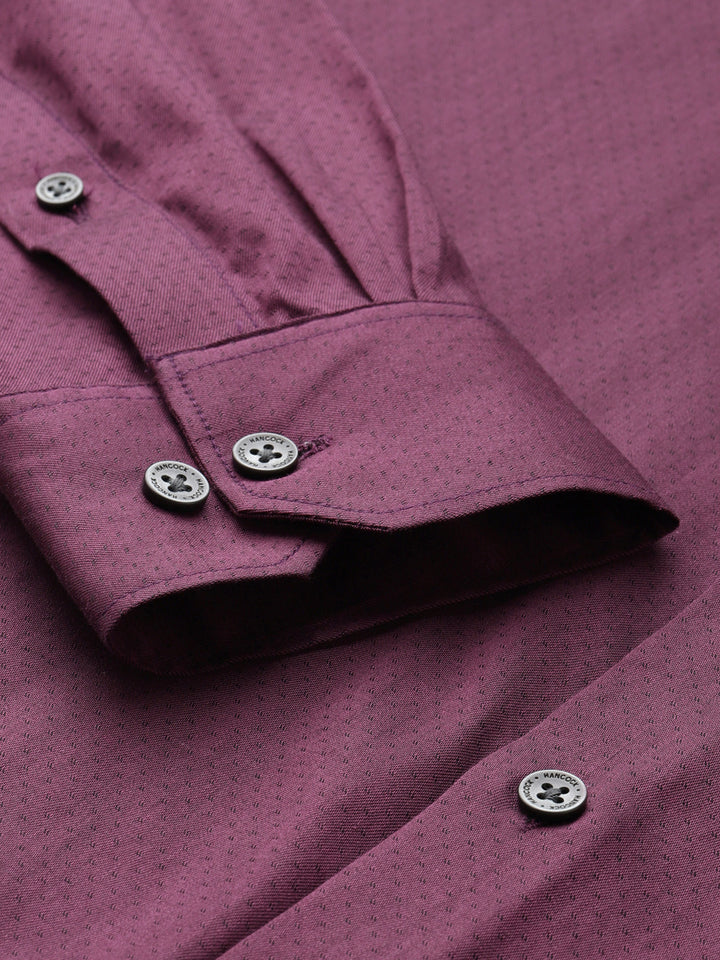 Men Burgundy Self Design Pure Cotton Wrinkle Resistant Slim Fit Formal Shirt