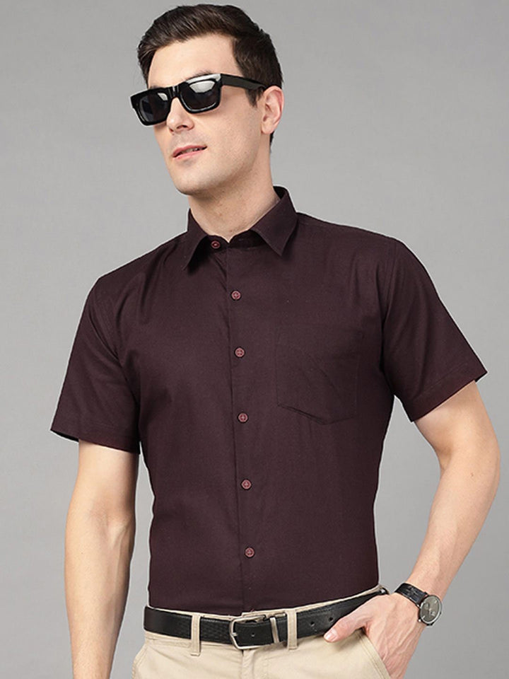 Burgundy solid amsler pure cotton opaque Formal shirt ,has a spread collar, patch pocket, button placket, short regular sleeves, curved hem