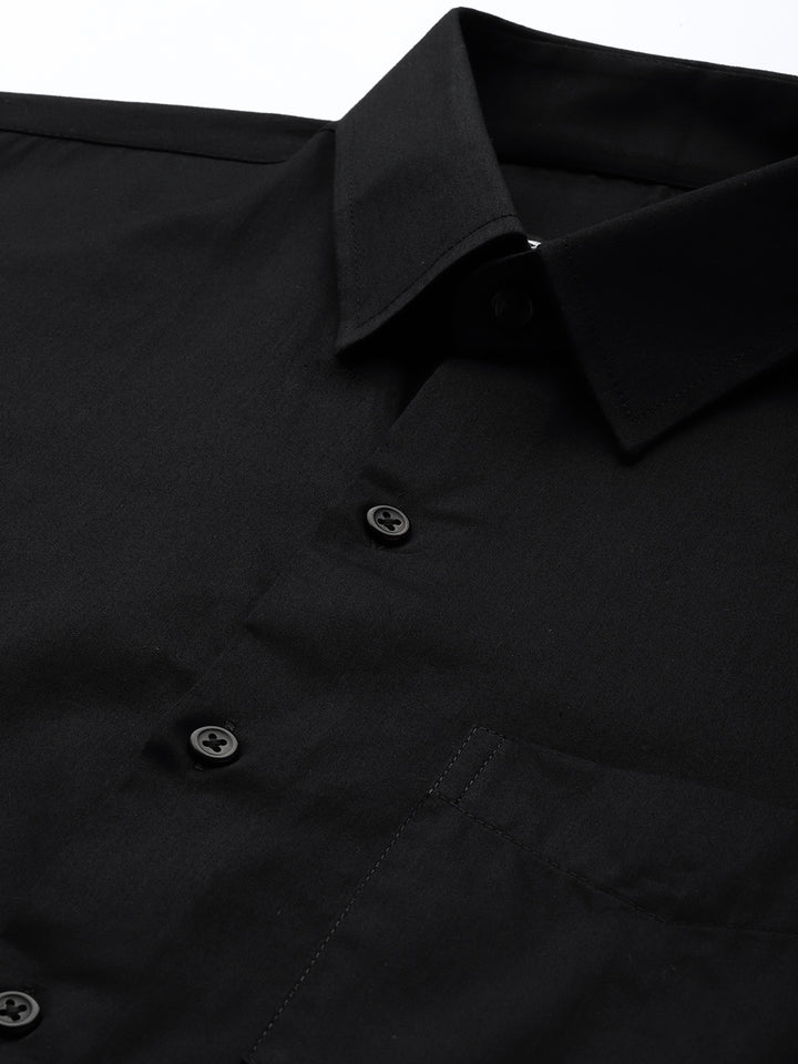 Men Black Solid Pure Cotton Slim Fit Formal Shirts