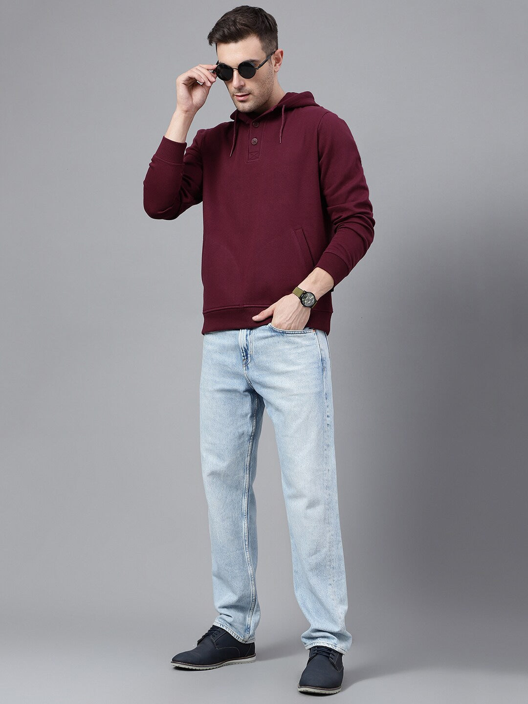 Men Burgundy Solid Half Button Placket Long Sleeves Fleece Hooded Sweatshirt