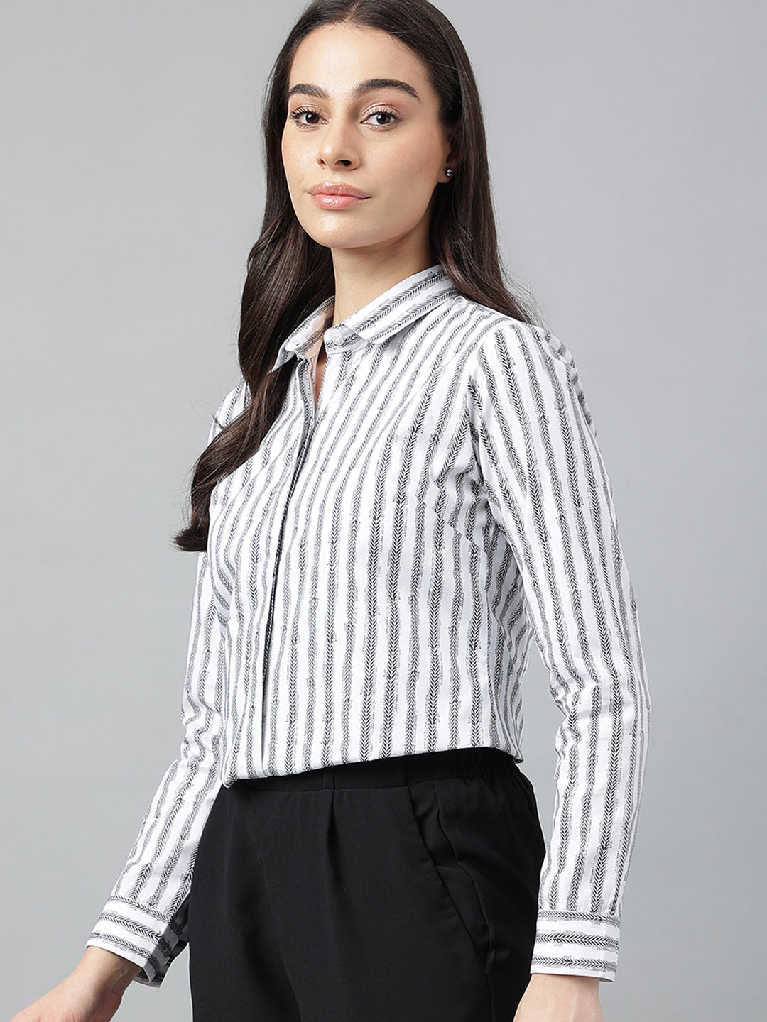 Women Black & White Prints Pure Cotton Regular Fit Formal Shirt