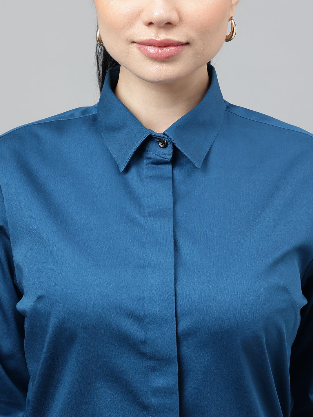 Women Turquoise Solid Cotton Satin Regular Fit Formal Shirt