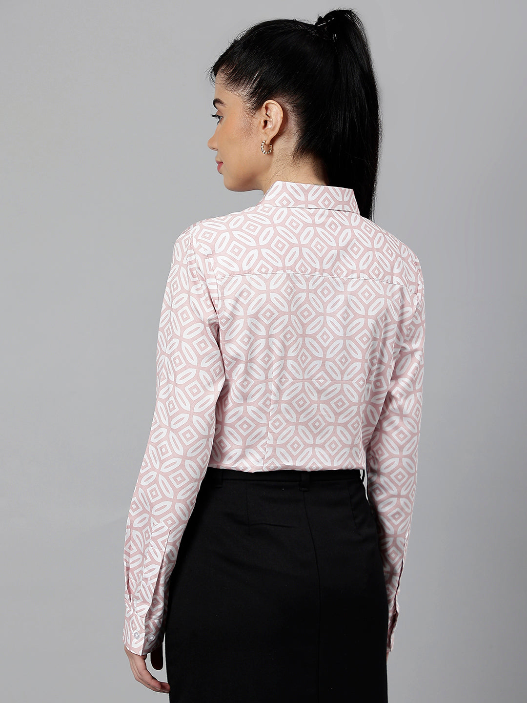 Women Pink & White Geometric Pure Cotton Regular Fit Formal Shirt