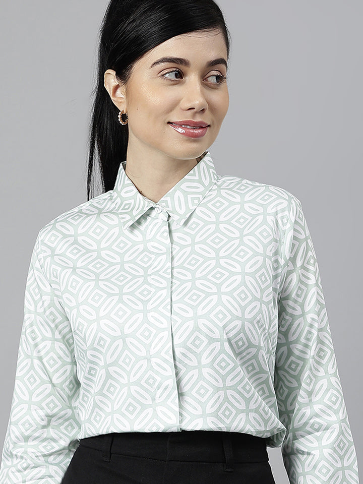 Women Green & White Geometric Pure Cotton Regular Fit Formal Shirt