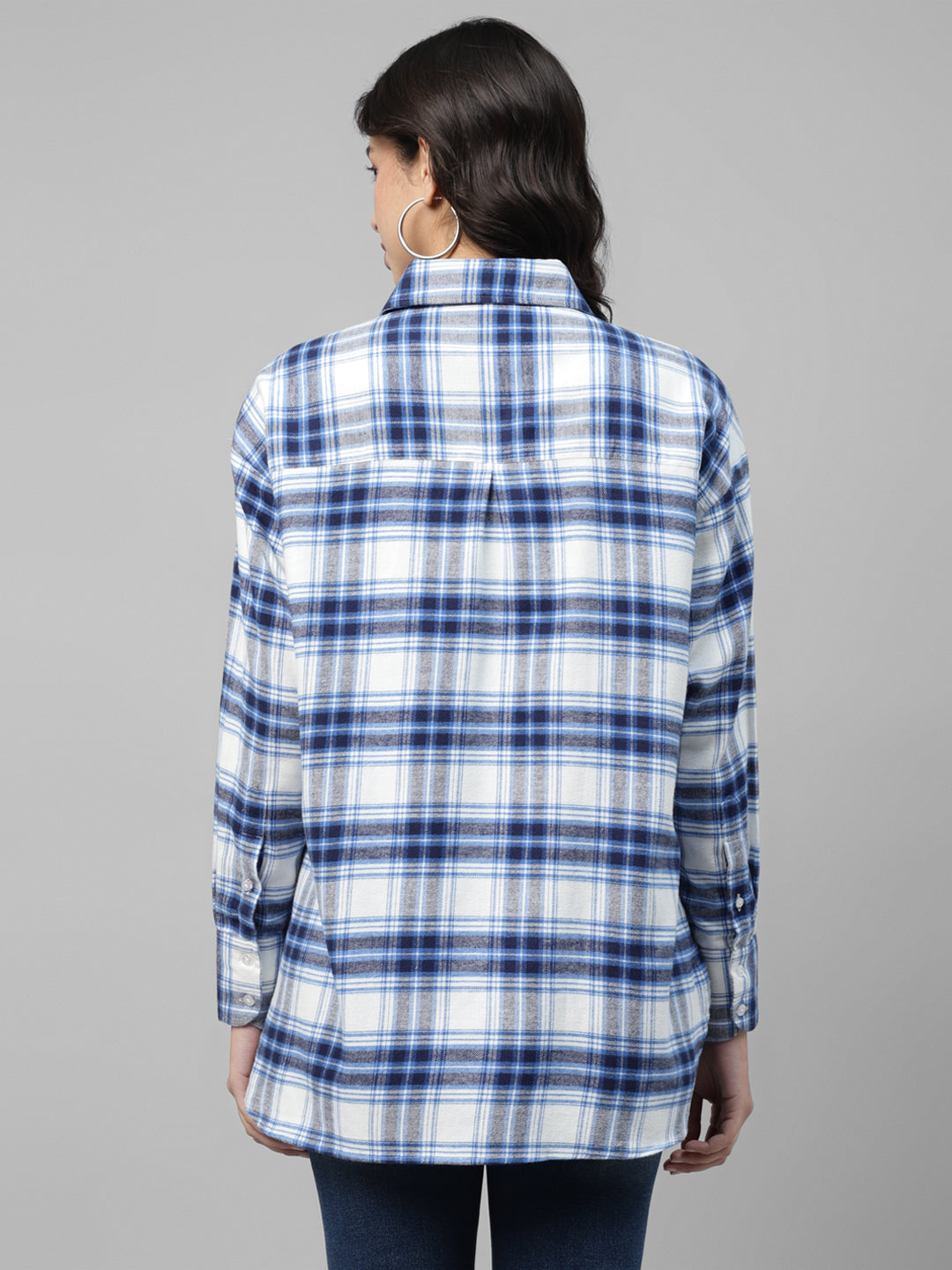 Women White & Blue Plaided Checked Pure Cotton Regular Fit Oversize Casual Shirt
