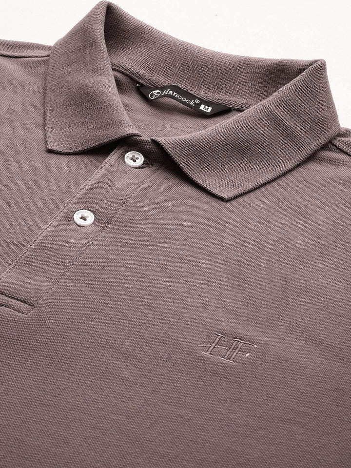 Men Dust yMauve Solid Pure Cotton Slim Fit T-Shirt