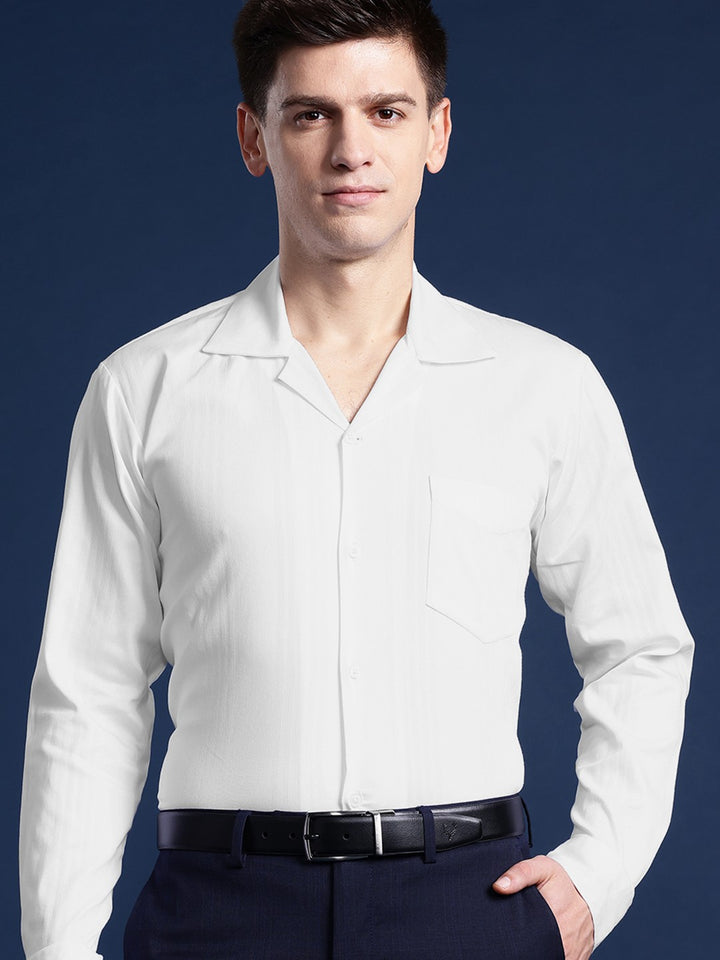 Men White Solid Cotton elastane Relaxed Fit Formal Shirt