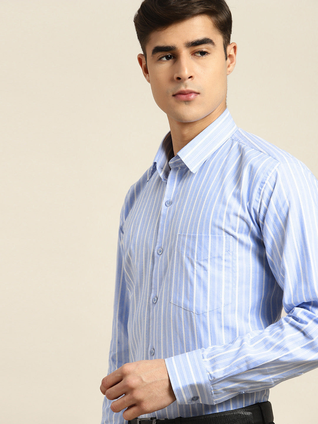 Men Blue & White Stripes Pure Cotton Slim fit Formal Shirt