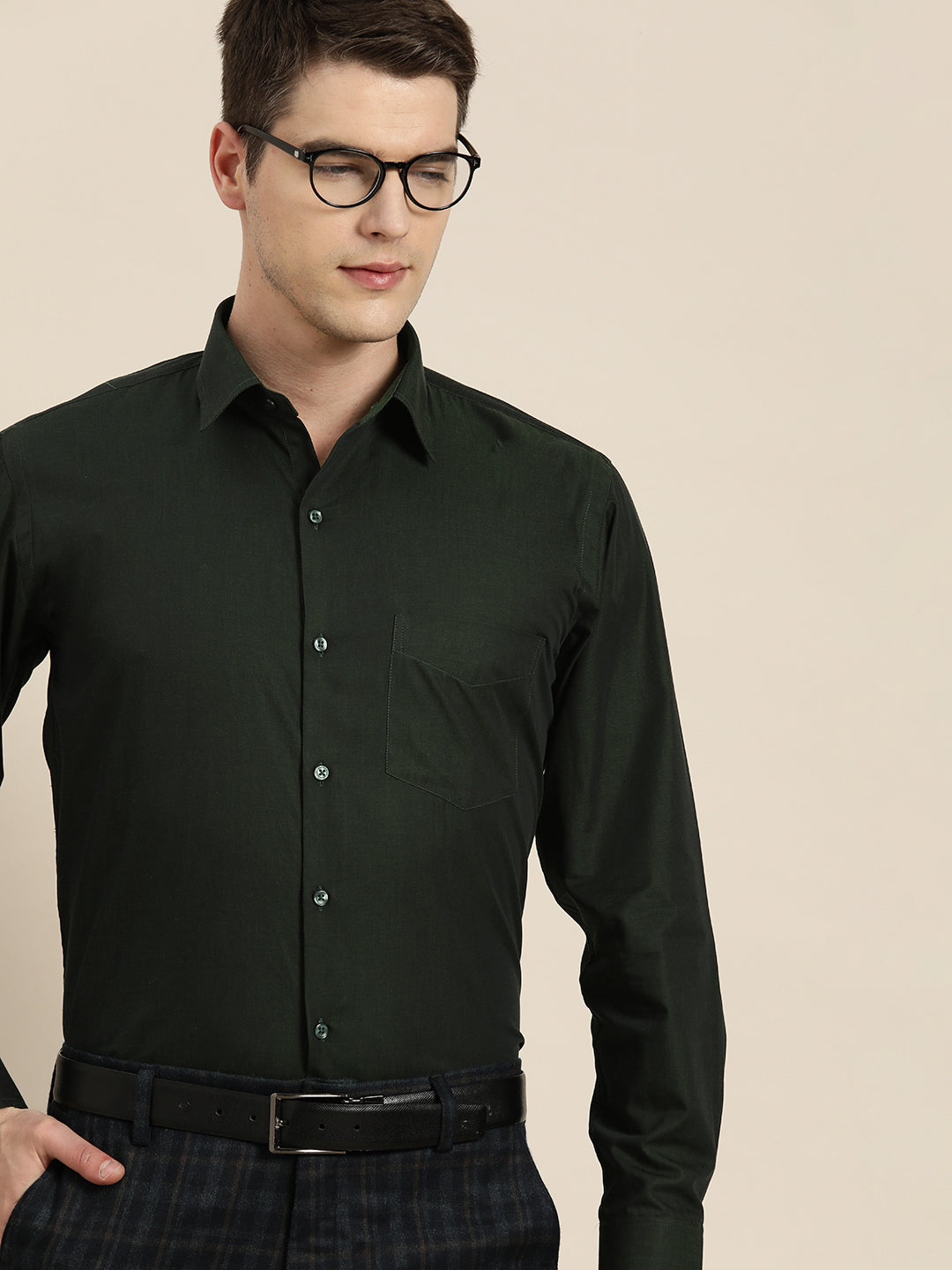 Men Green Solid Pure Cotton Slim fit Formal Shirt
