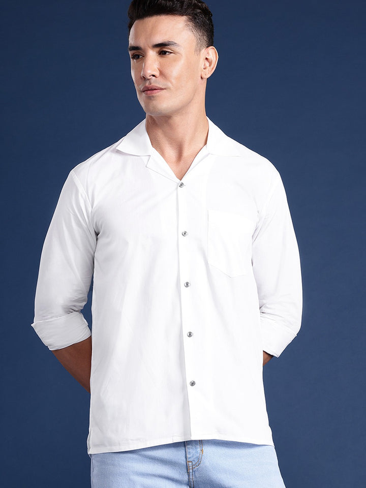 Men White Solid Pure Cotton Relaxed Fit Casual Shirt