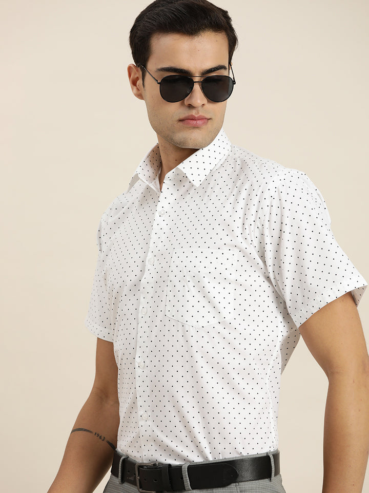 Men White & Black Print Pure Cotton Slim fit Party Shirt