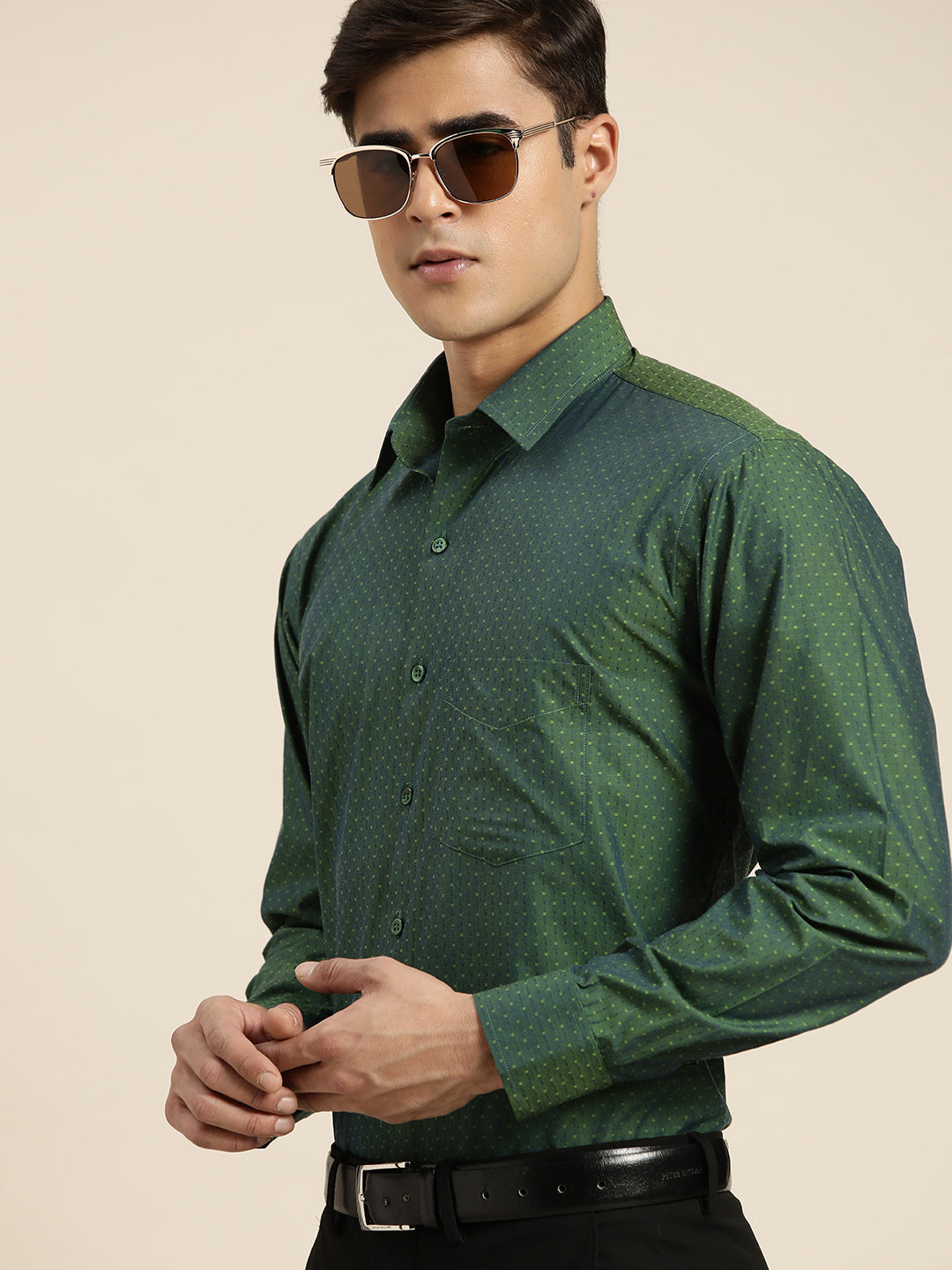 Men Green Solid Pure Cotton Slim fit Formal Shirt