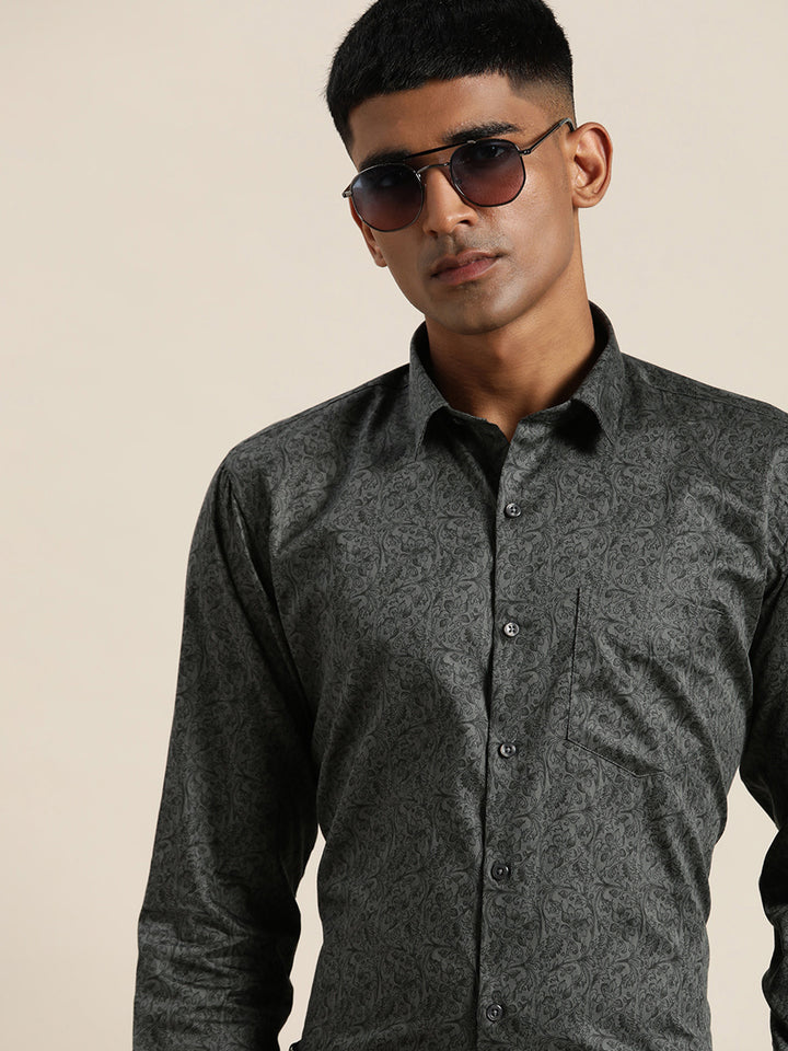 Men Grey & Black Print Pure Cotton Slim fit Party Shirt