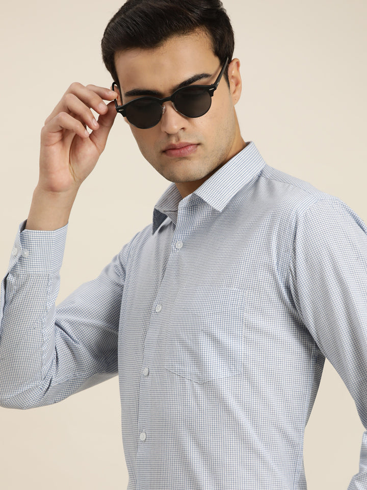 Men White & Blue Checks Pure Cotton Slim fit Formal Shirt