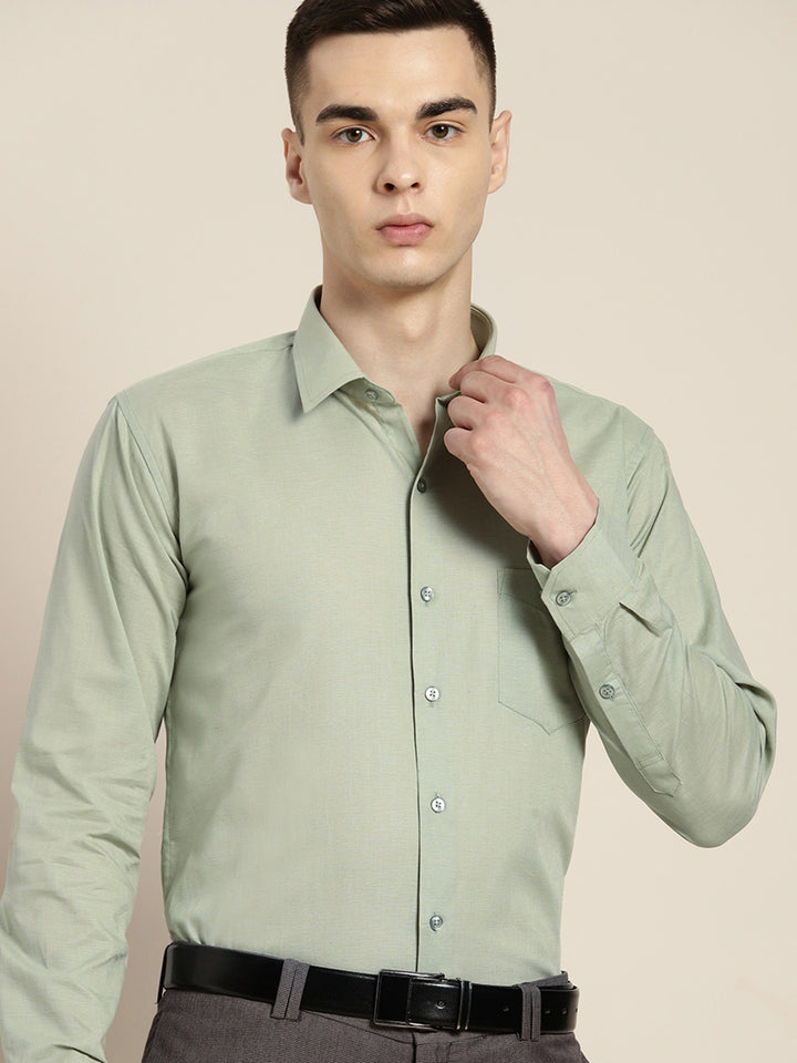 Men Green Solid Linen Cotton Slim fit Formal Shirt