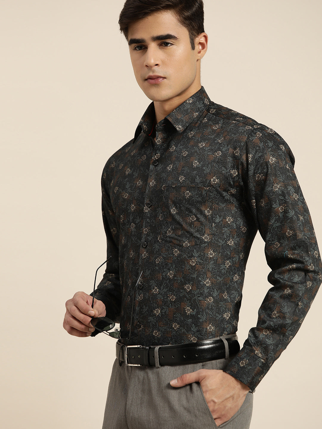 Men Black Print Pure Cotton Slim fit Party Shirt