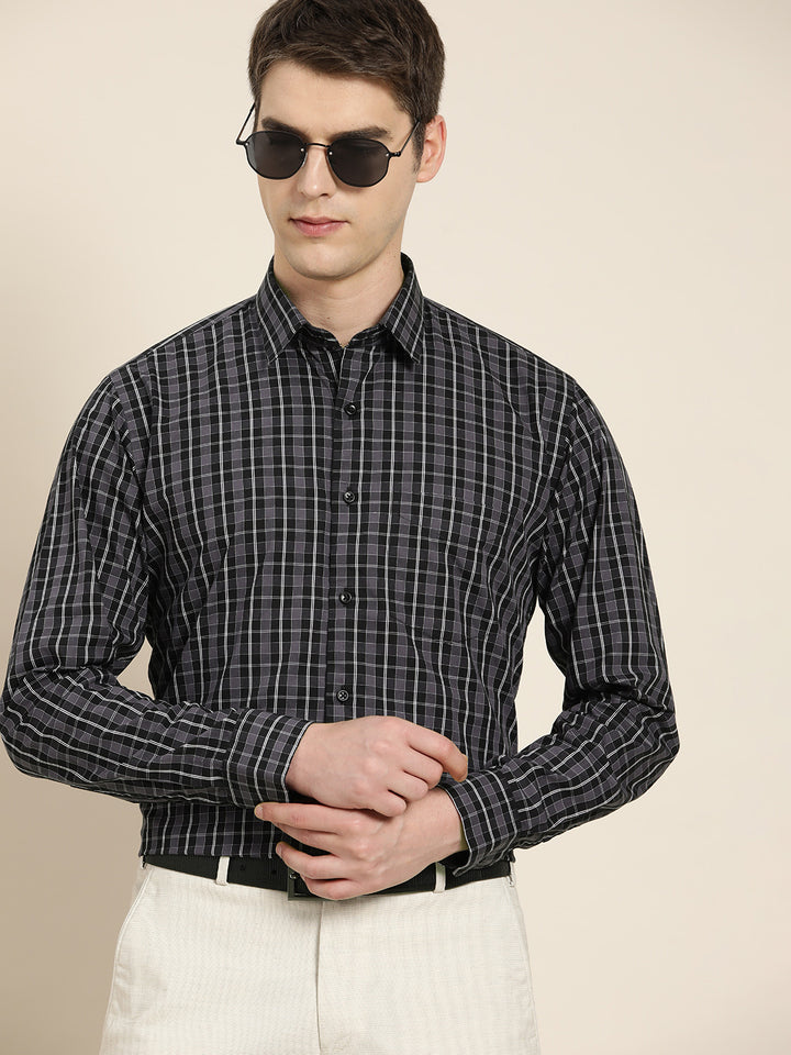 Men Grey & Black Checks Pure Cotton Slim fit Formal Shirt