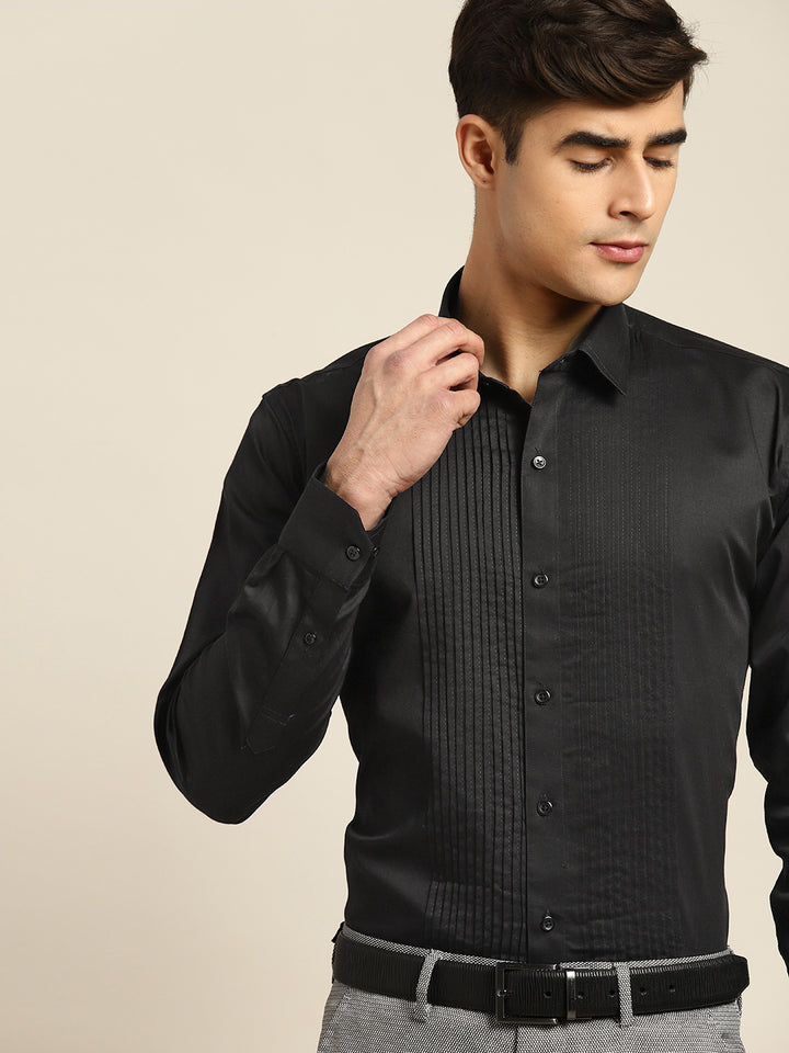 Men Black Solid Pure Cotton Slim fit Tuxedo Party Shirt