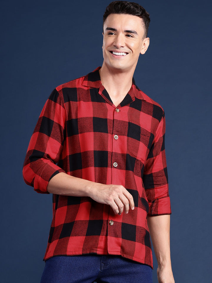 Men Red Checked Pure Cotton Relaxed Fit Casual Shirt