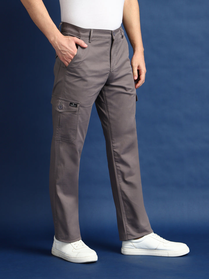 Men Fossil Grey Solid Cotton Stretchable Straight Fit Cargo Pant