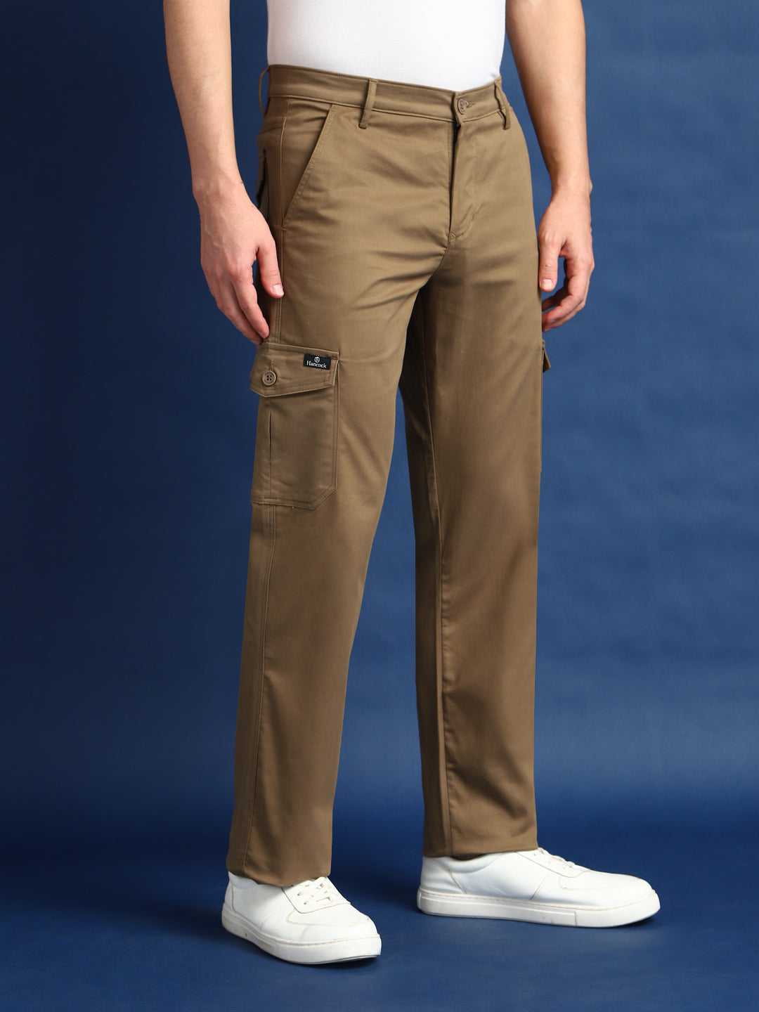 Men Khaki Solid Cotton Stretchable Straight Fit Cargo Pant