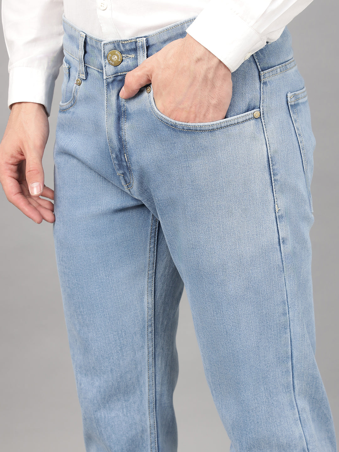 Hancock Men Light Blue Solid Cotton Elastene Relaxed Fit Casual Jeans