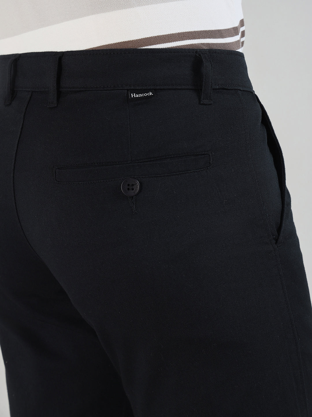 Men Solid Cotton Stretch Mid-rise Slim Fit Chinos Shorts