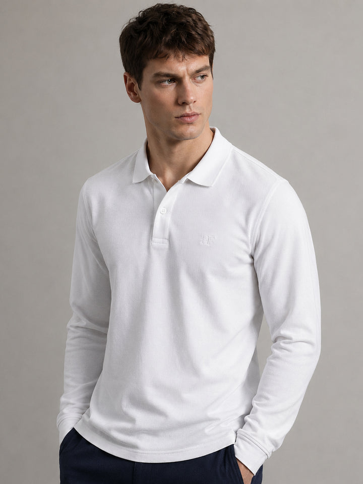 Men White Solid Pure Cotton Slim Fit T-Shirt
