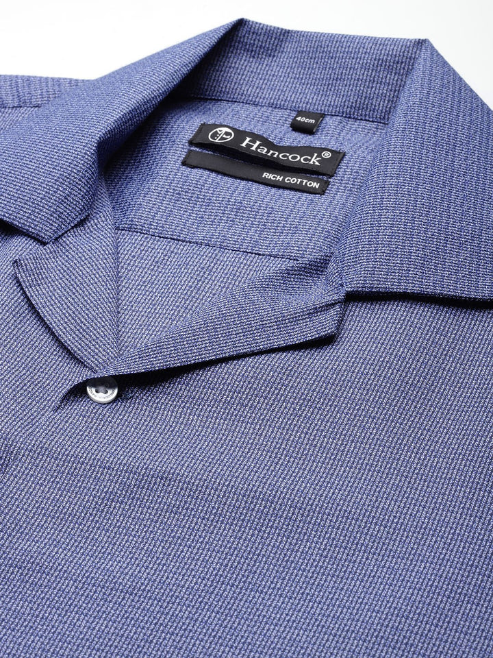 Men Blue Solid Pure Cotton Relaxed Fit Casual Shirt