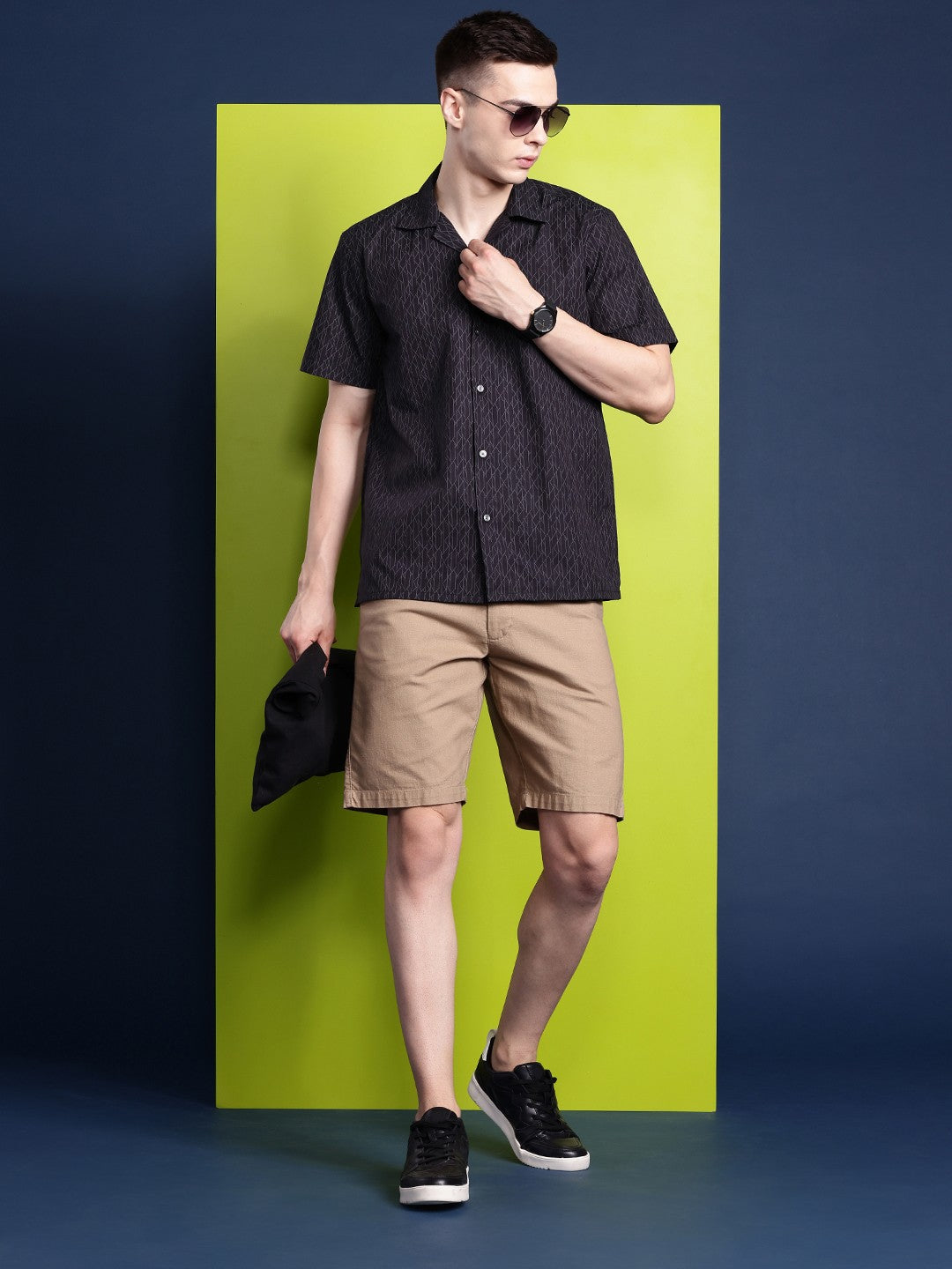 Men Black Printed Pure Cotton Relaxed Fit Casual Shirt