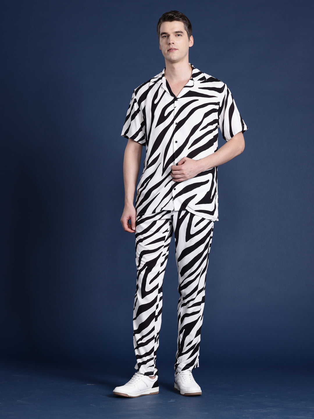 Men White-Black Printed Viscose Rayon Relaxed Fit Casual Co-Ord
