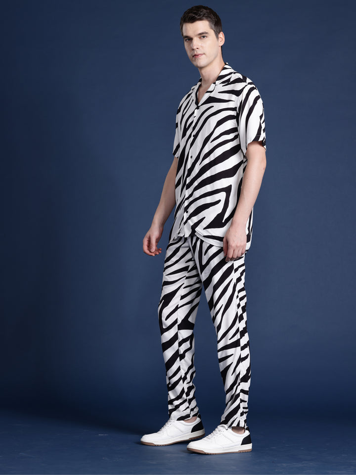 Men White-Black Printed Viscose Rayon Relaxed Fit Casual Co-Ord