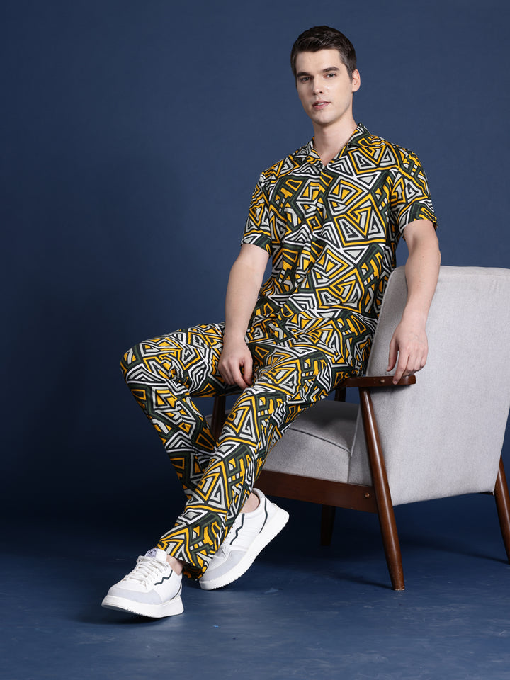 Men Green-Yelllow Printed Viscose Rayon Relaxed Fit Casual Co-Ord