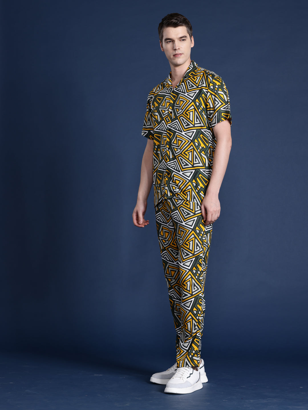 Men Green-Yelllow Printed Viscose Rayon Relaxed Fit Casual Co-Ord