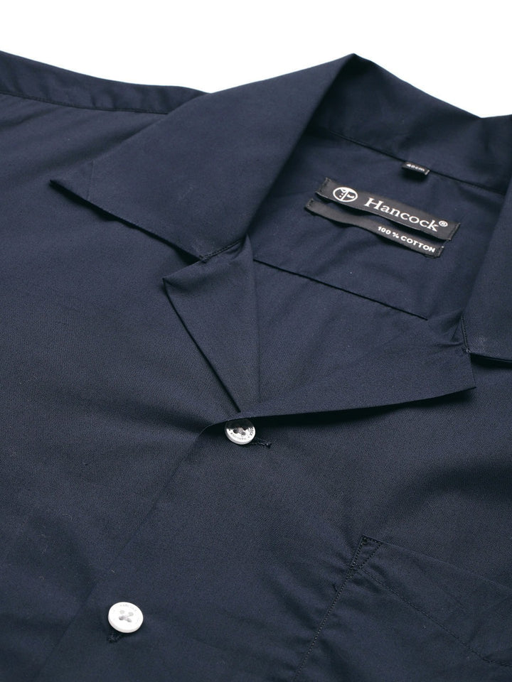 Men Navy blue Solid Pure Cotton Relaxed Fit Casual Shirt