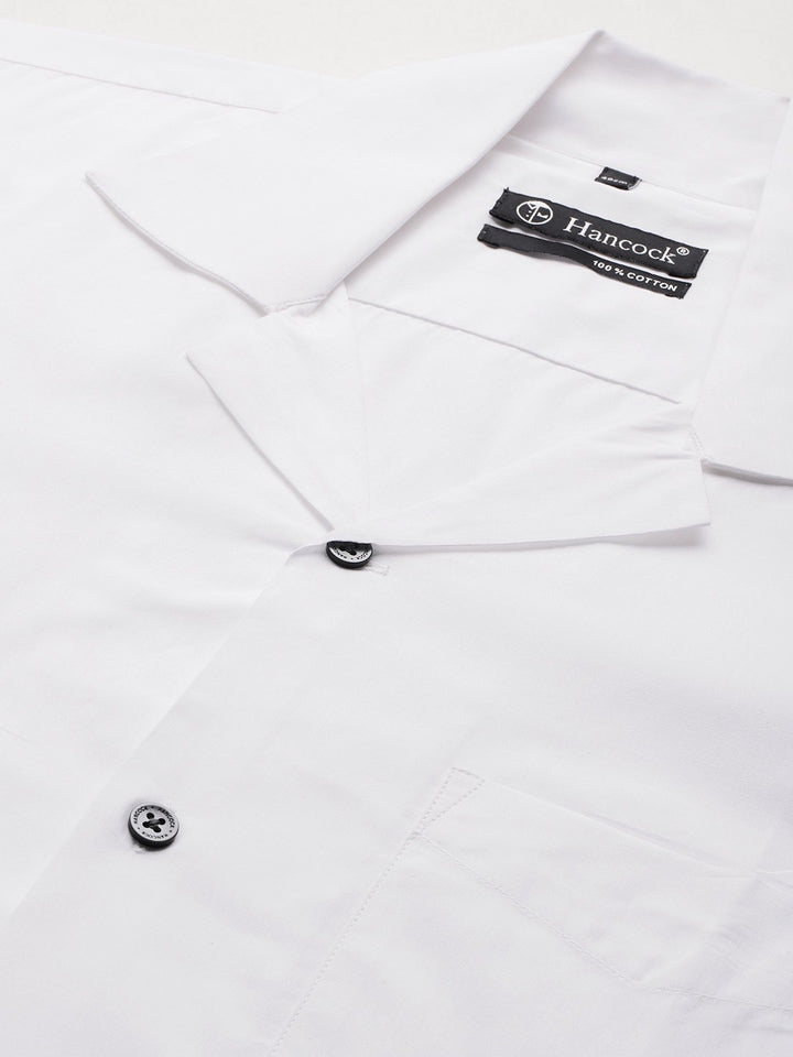 Men White Solid Pure Cotton Relaxed Fit Casual Shirt