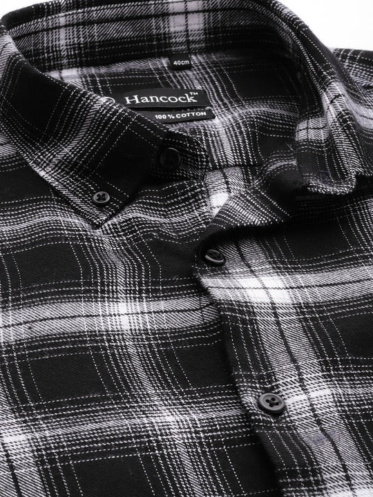 Men Black & White Checks Pure Cotton Slim fit Casual Shirt