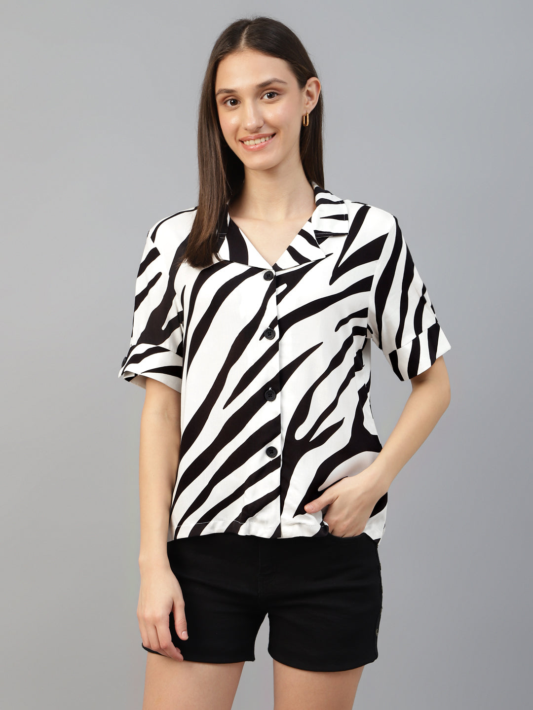 Women White & Black Printed Viscose Rayon Regular Fit Casual Shirt