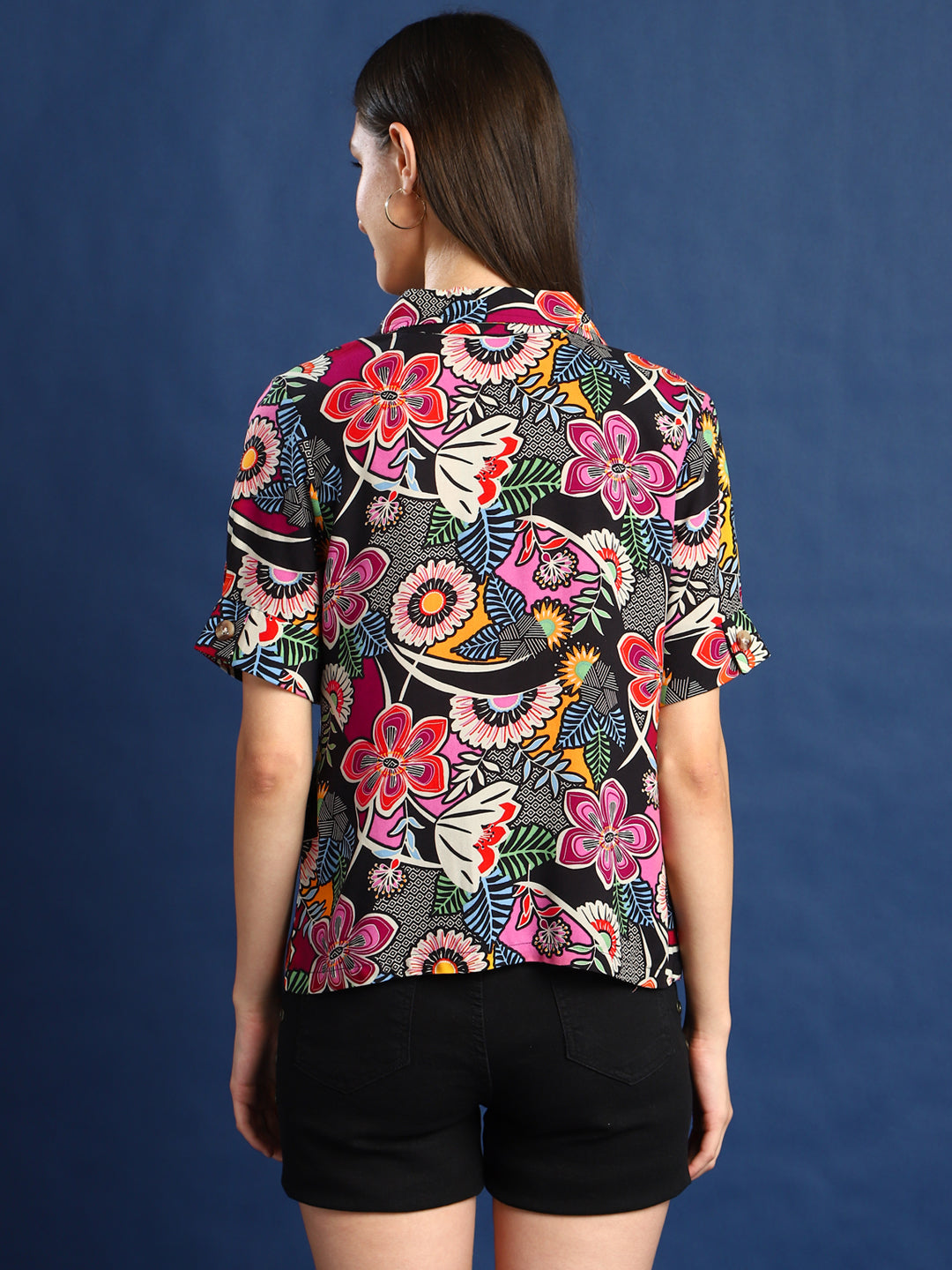 Women Black & Magenta Printed Viscose Rayon Regular Fit Casual Shirt