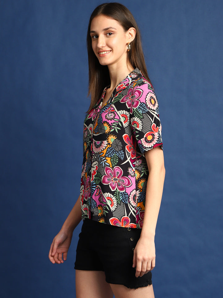 Women Black & Magenta Printed Viscose Rayon Regular Fit Casual Shirt