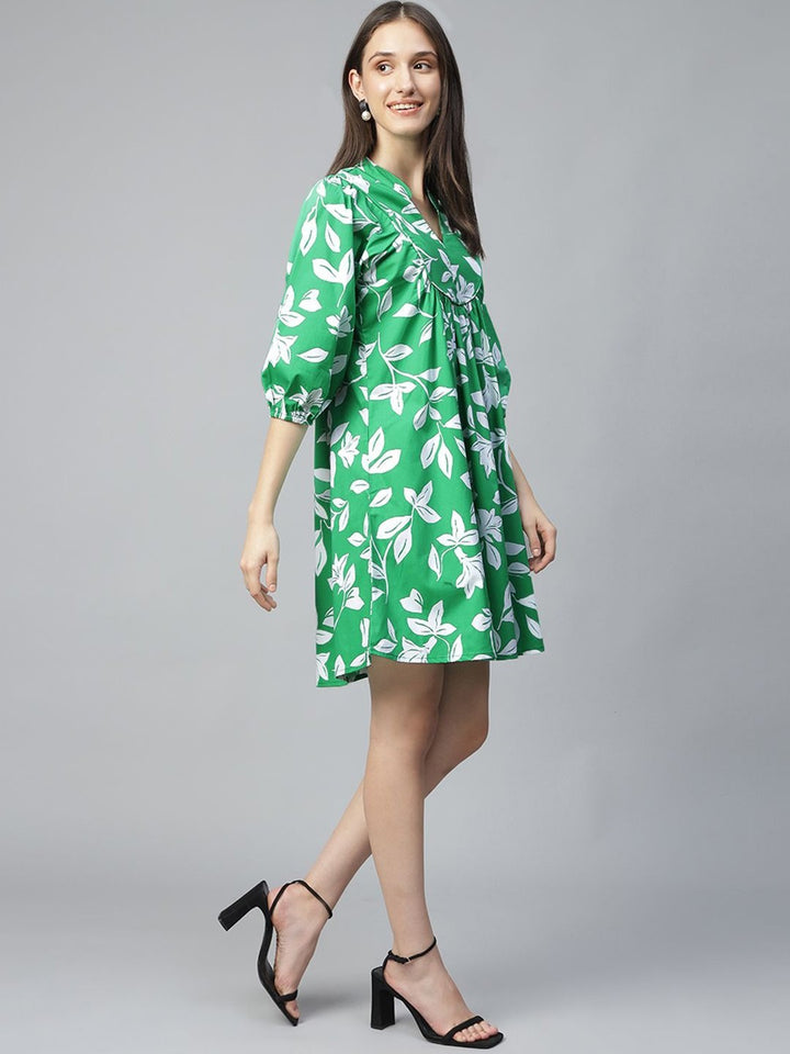 Women White & Green Printed Pure Cotton Regular Fit Casual Dress