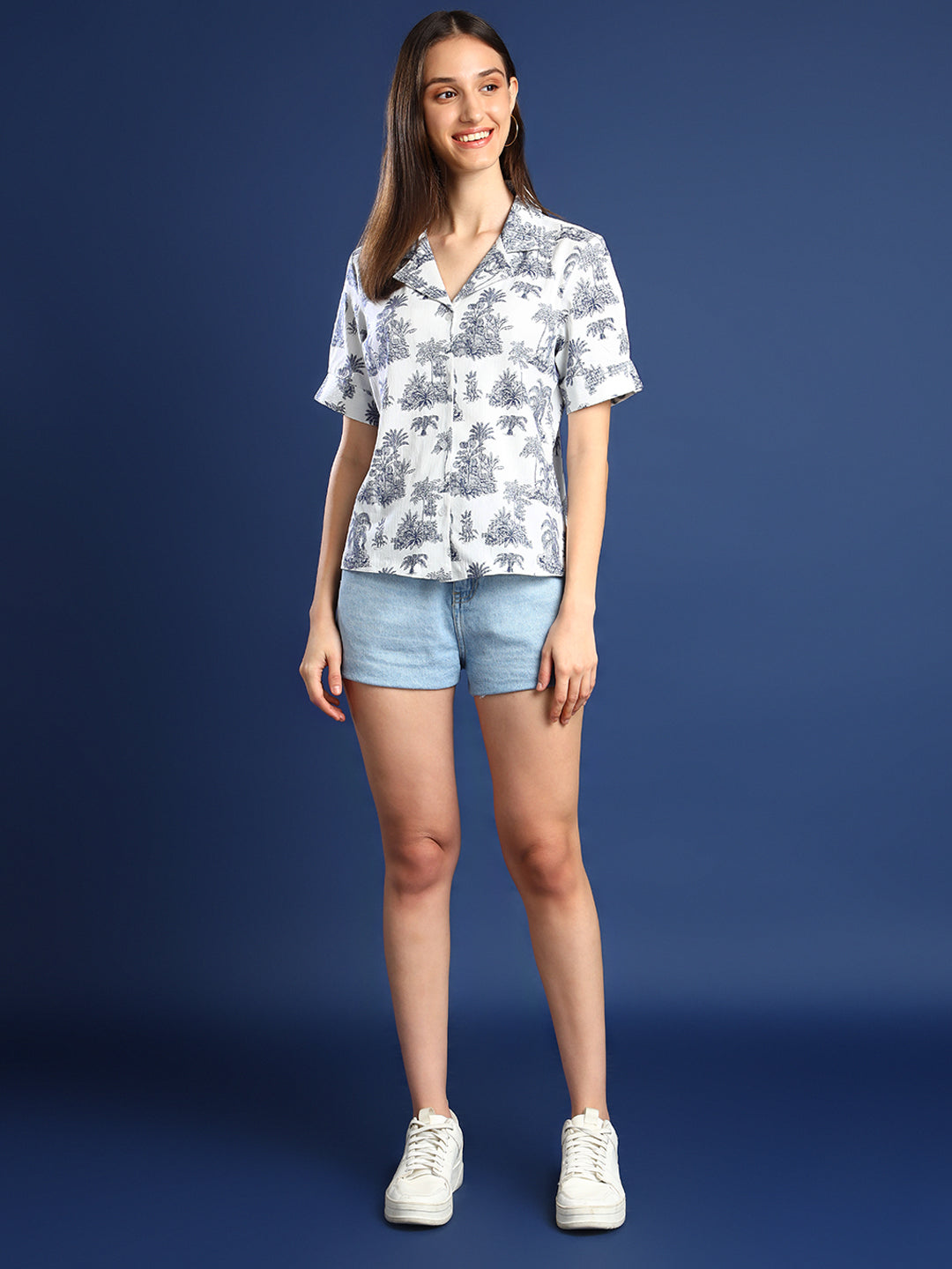 Women White & Blue Printed Pure Cotton Regular Fit Casual Shirt