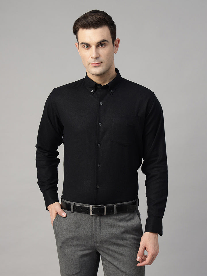 Men Black Solid Linen Blend Slim Fit Formal Shirt