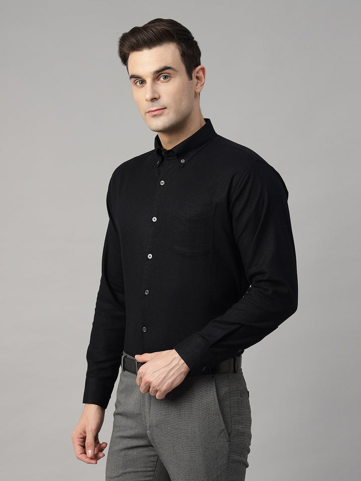 Men Black Solid Linen Blend Slim Fit Formal Shirt